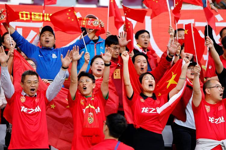 中国国足女队在比赛中突破自我，获得胜利的简单介绍