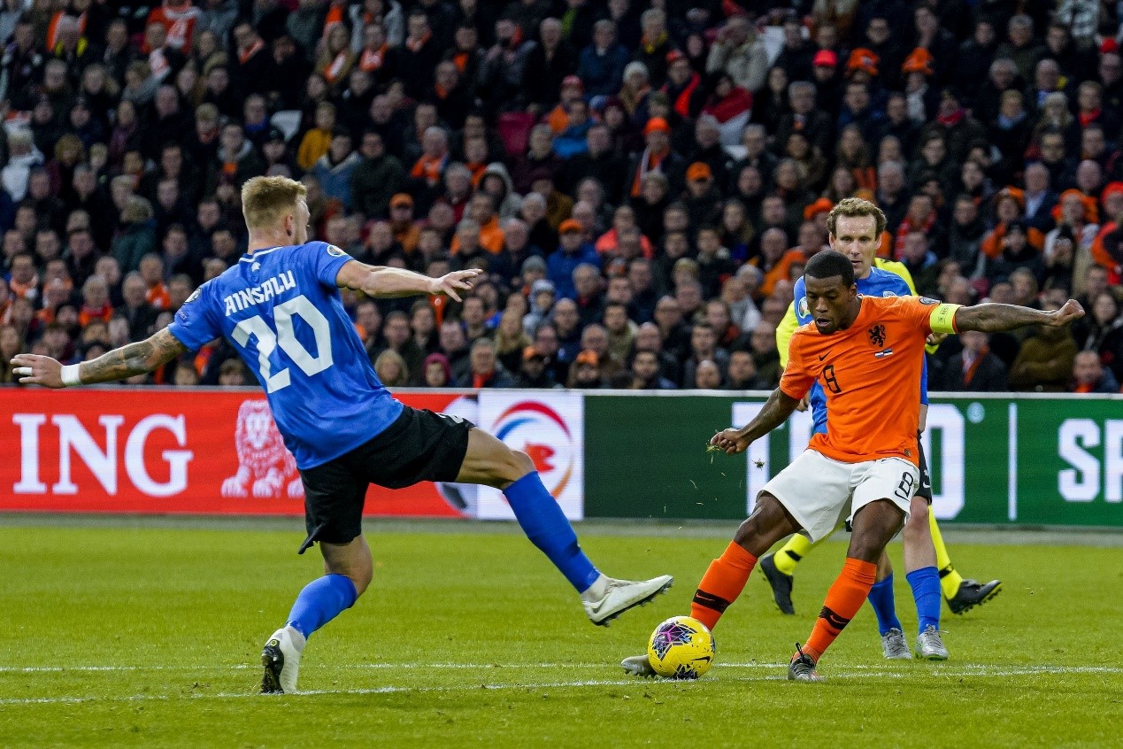 荷兰队身陷困境,欧预赛出现尴尬局面的简单介绍 荷兰队身陷困境,欧预赛出现尴尬局面的简单介绍