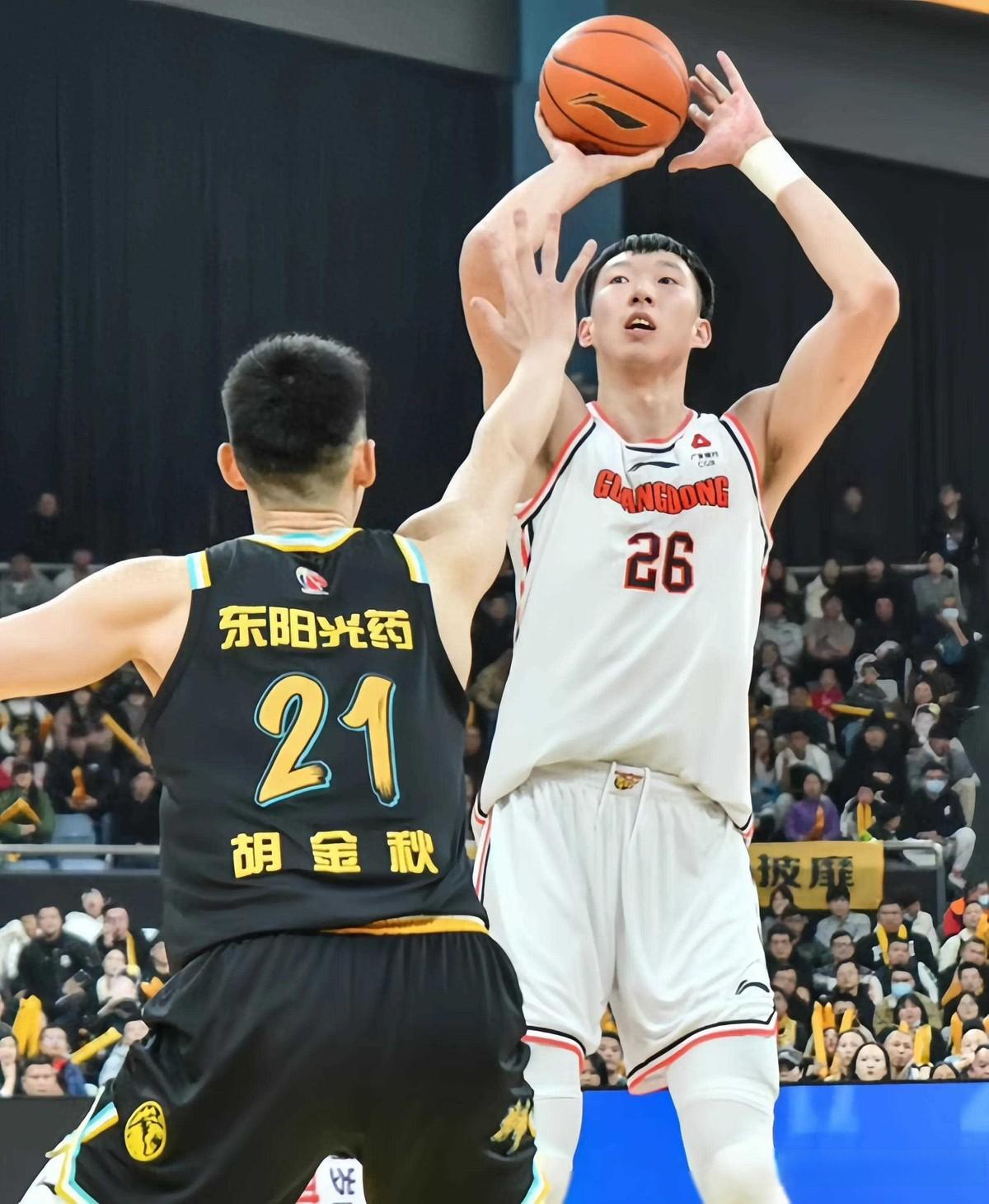 关于TL险胜PSG，Crisp关键团战开团秒人焦点之战小组赛，点燃全场激情的信息