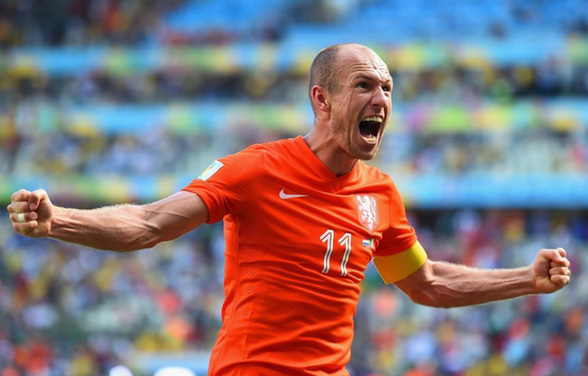 包含荷兰逆转德国，罗本统治全场的词条